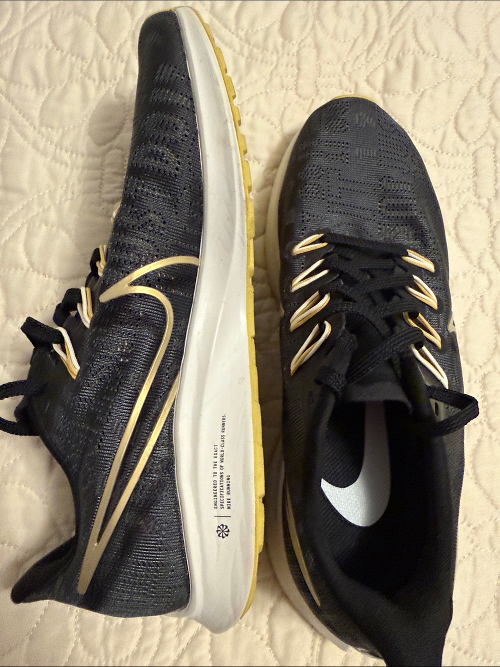 Nike Women's Black & Gold Knit Running Sneakers